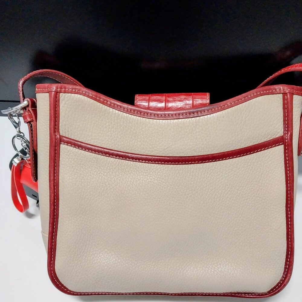 BRIGHTON VINTAGE CREAM/RED LEATHER BUCKET BAG PURSE MEDIUM EUC WITH AIRPOD HOLDE - Picture 2 of 14